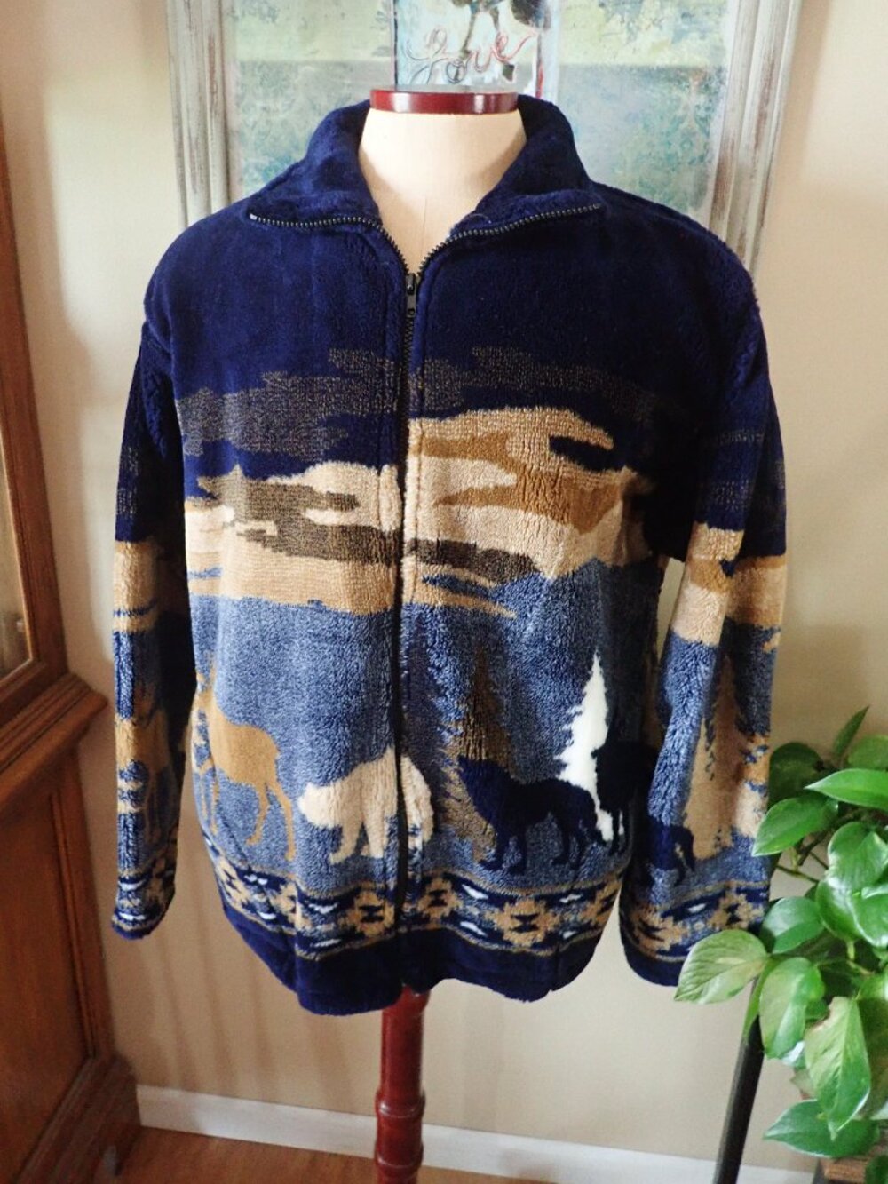 Vintage Black Mountain Outdoor Fleece Jacket Sz L Wolves Bear Moose UNISEX NEW